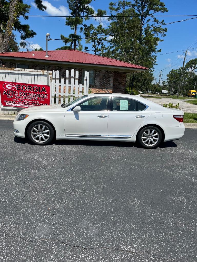 2009 Lexus LS Base