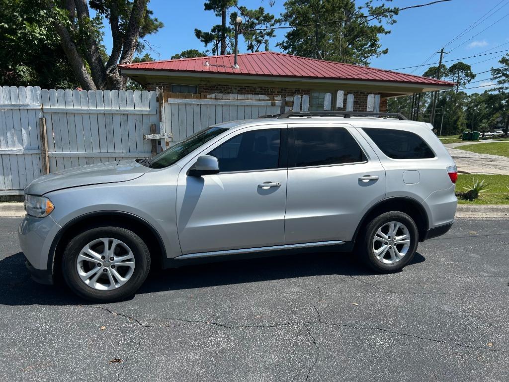 2013 Dodge Durango SXT's photo
