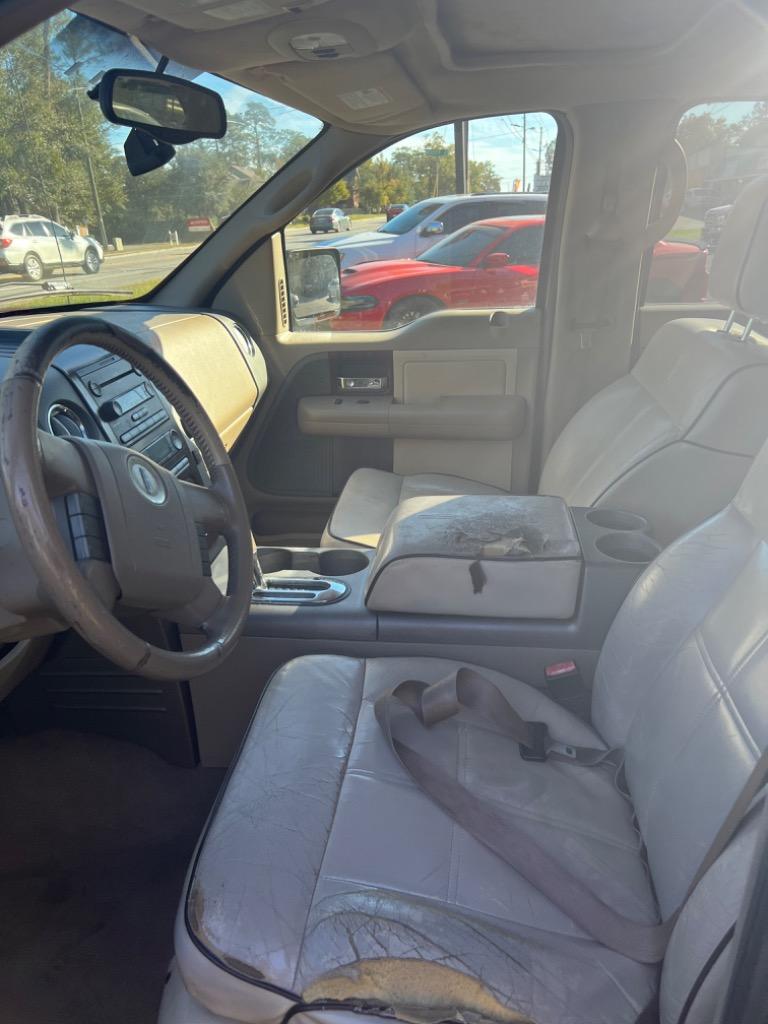 2006 Lincoln Mark LT photo 5