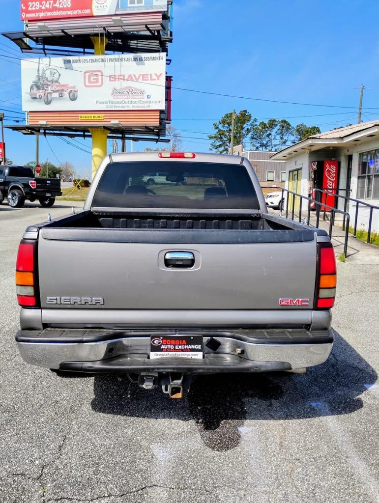 GMC Sierra photo 4